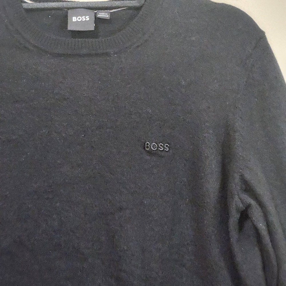 BOSS Black Crewneck Sweater Virgin Wool Black Hugo Boss Size M/L - Picture 2 of 6